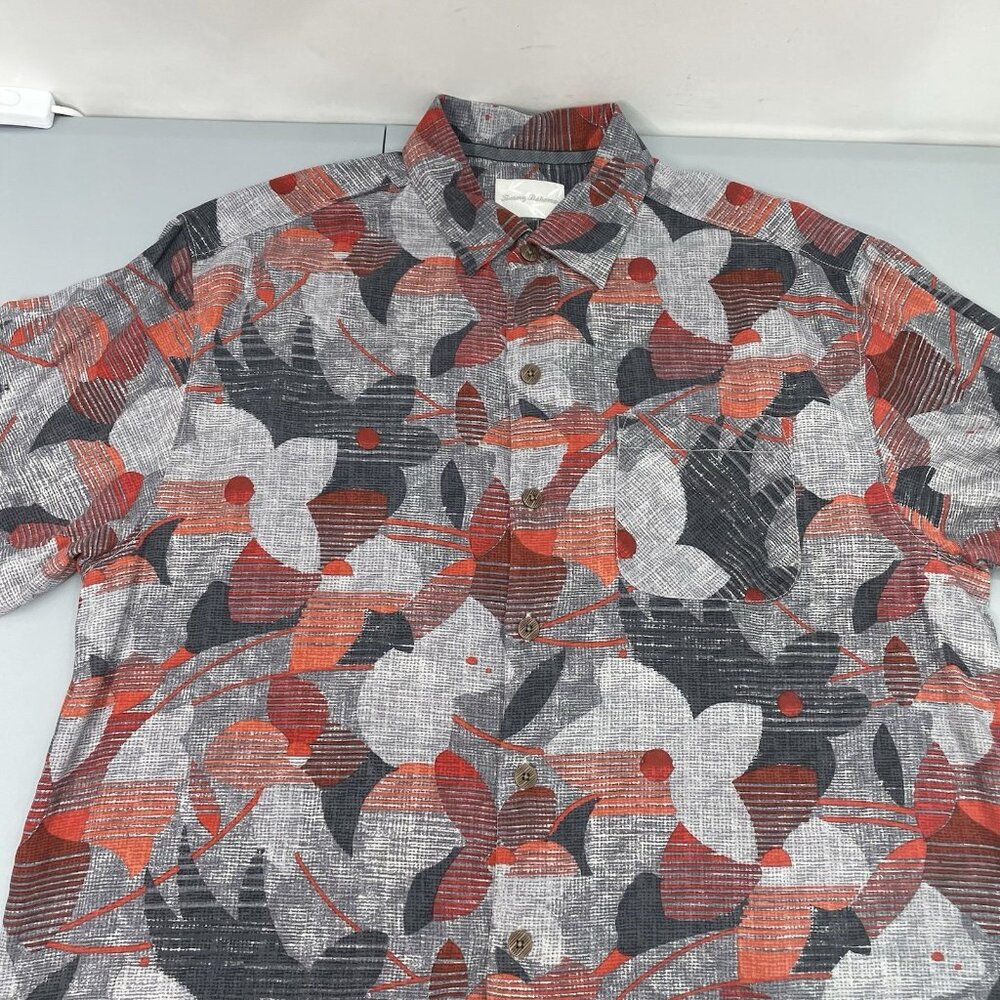 Tommy Bahama Silk Hawaiian Shirt Button Up Floral Beach Artsy Cruise Gray Red L - Picture 3 of 7